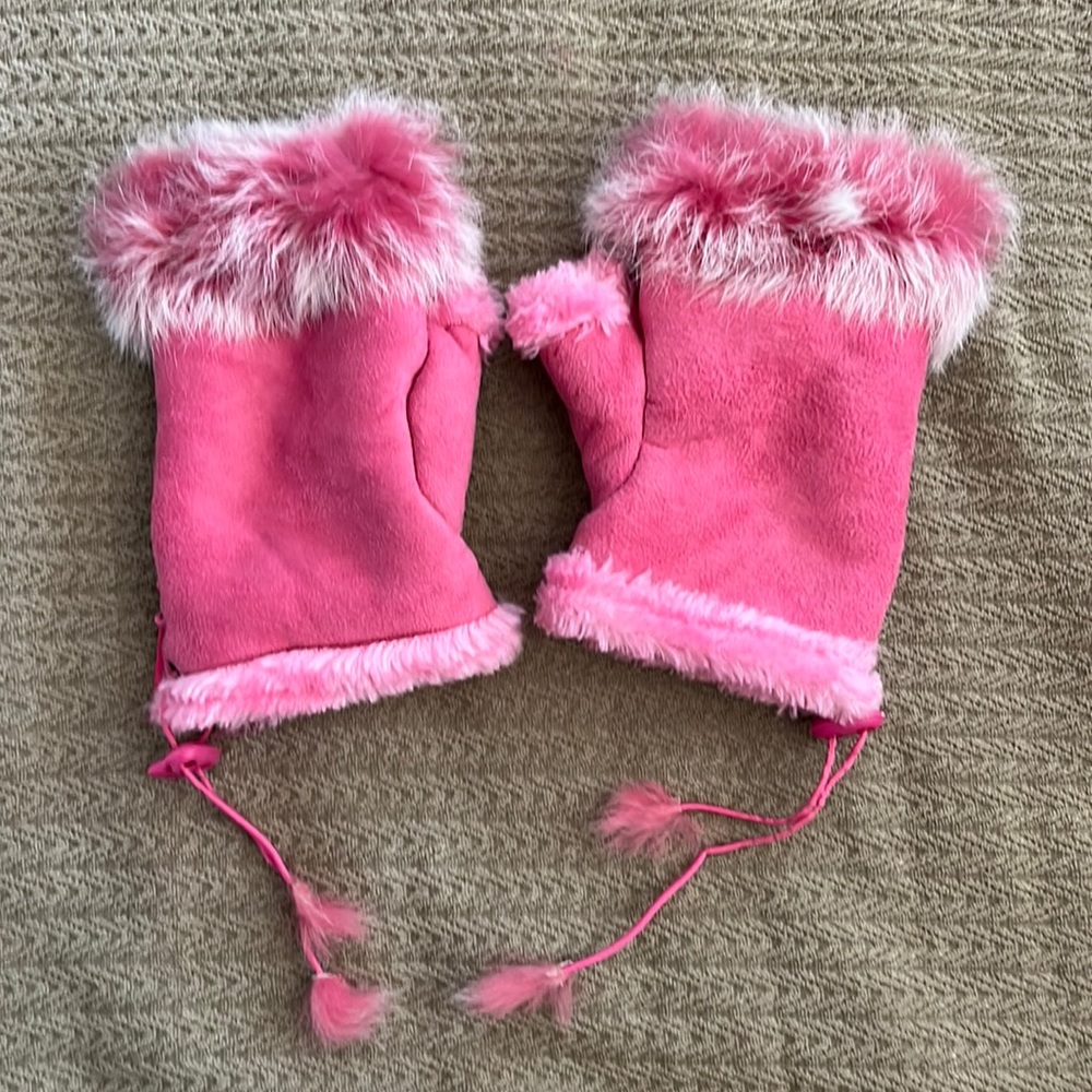 Pink Faux Fur Fingerless Lace Up Gloves